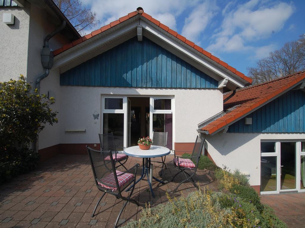 Land Und Leute Apartamento Fritzlar Exterior foto